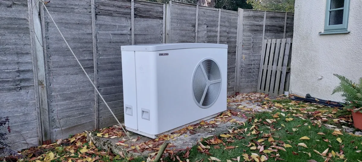 Heat pump installation for Mellor IP14