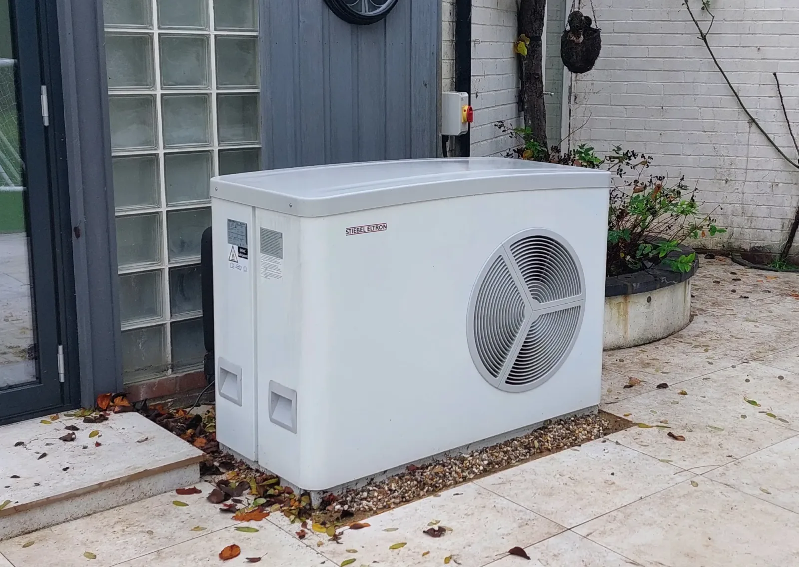 Stiebel Eltron air source heat pump at the Miller home